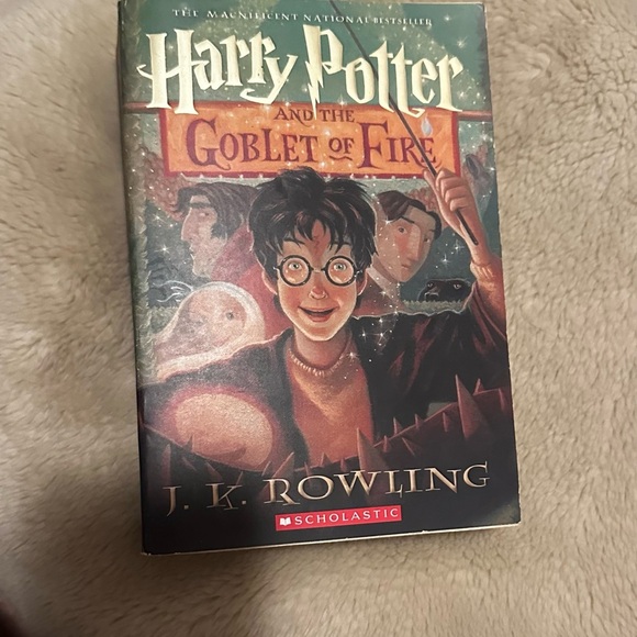 Harry Potter books 1-7 - Picture 5 of 8